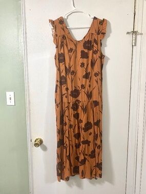 Vera Wang Linen Maxi floral dress